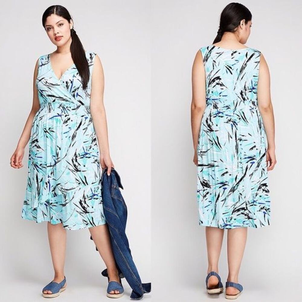 Lane bryant 14 / 16 blue Smocked stretch waist faux wrap sleevless v neck dress